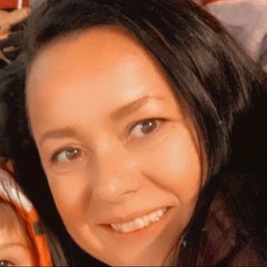 Meet your Posher, Aida